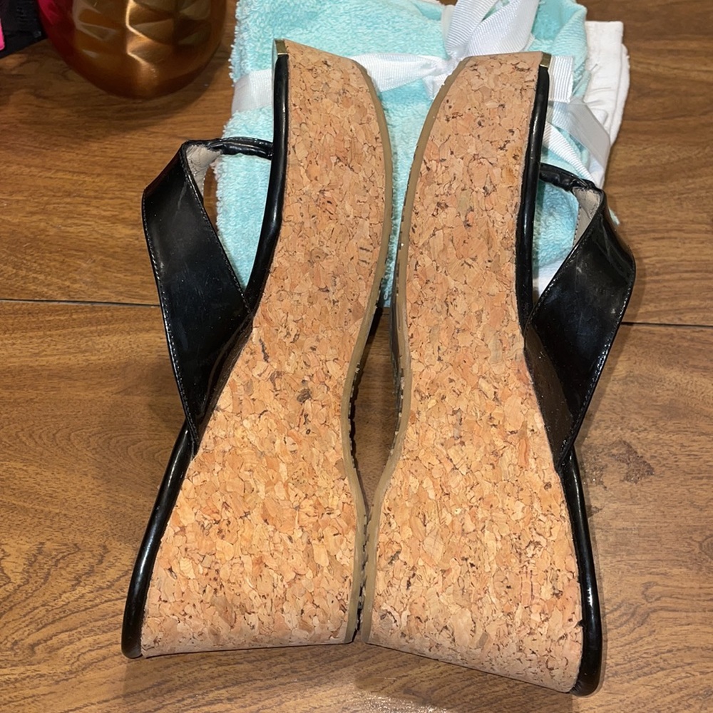 JIMMY Choo - Picture 3 of 9